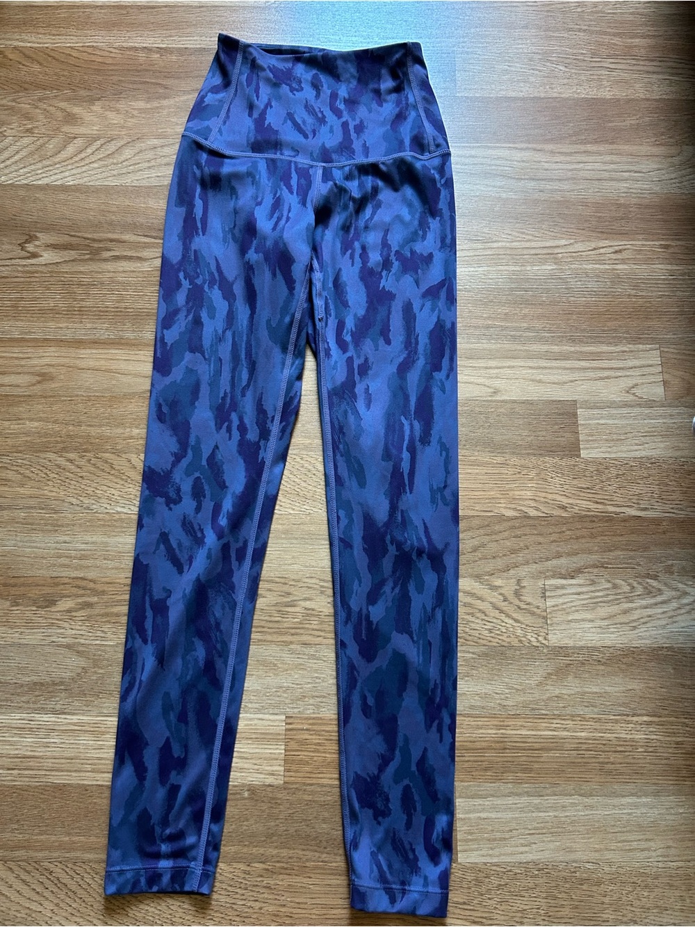 Zella Girls Purple Camo Leggings.Size XS
